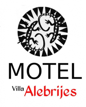 Villa Alebrijes